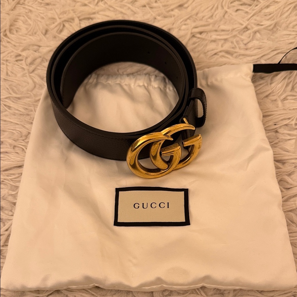 Gucci Black Belt with Gold GG Buckle